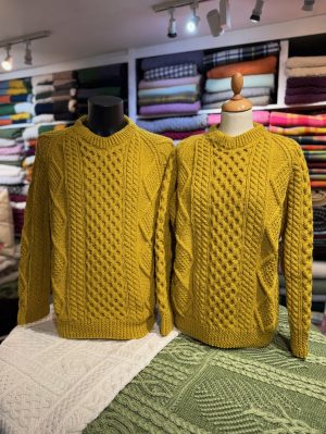 HANDKNIT ARAN SWEATER (HKS13) MEDIUM