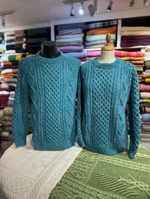 HANDKNIT ARAN SWEATER (HKS12) MEDIUM