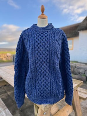 HANDKNIT ARAN SWEATER (HKS42) Large