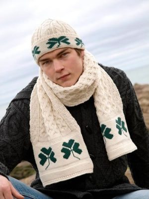 SHAMROCK MERINO WOOL SCARF