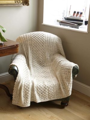 Aran Throw (AT)